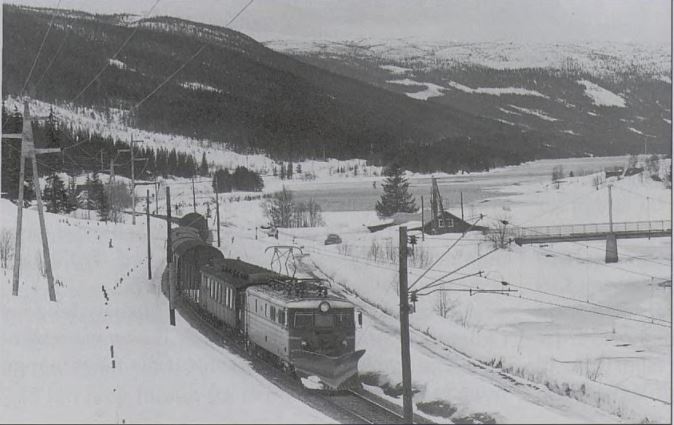 ål 77