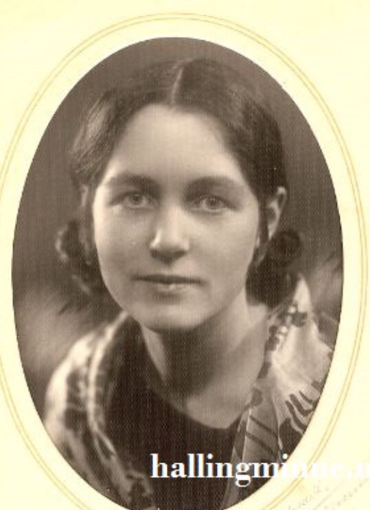 Halldis Moren Vesaas sin julehilsen til Kari og Arnfinn Breie&nbsp;1929