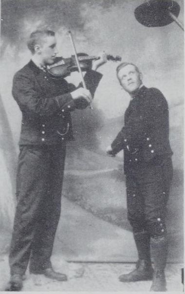 Lars Reintons artikkel «Folkedans og folkelynne» i Dagbladet 1922 som uttrykk for hans syn på folkedansen og slåttetradisjonen i&nbsp;Hallingdal