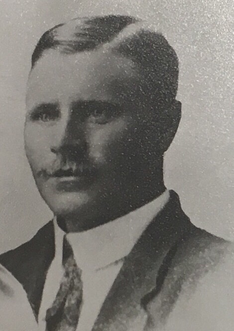 Syver Einarsen Moen frå Ål (1884-1970) knivmakar, urmakar og&nbsp;spelemann