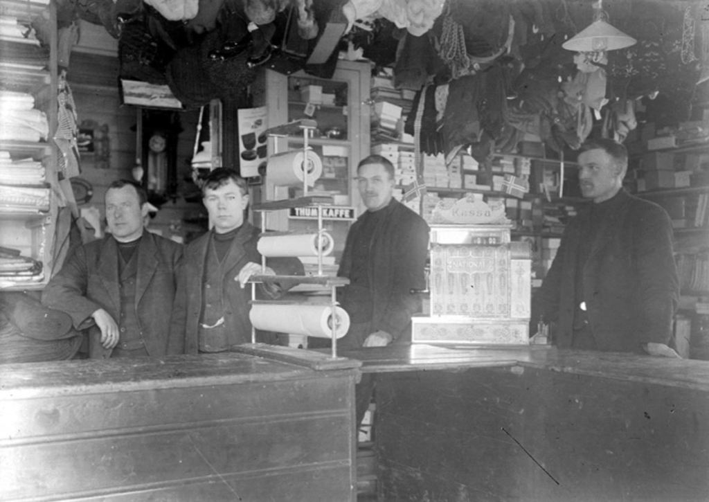 Handels-virksomhet i Hallingdal registrert i Handelsregisteret for årene&nbsp;1891-1939