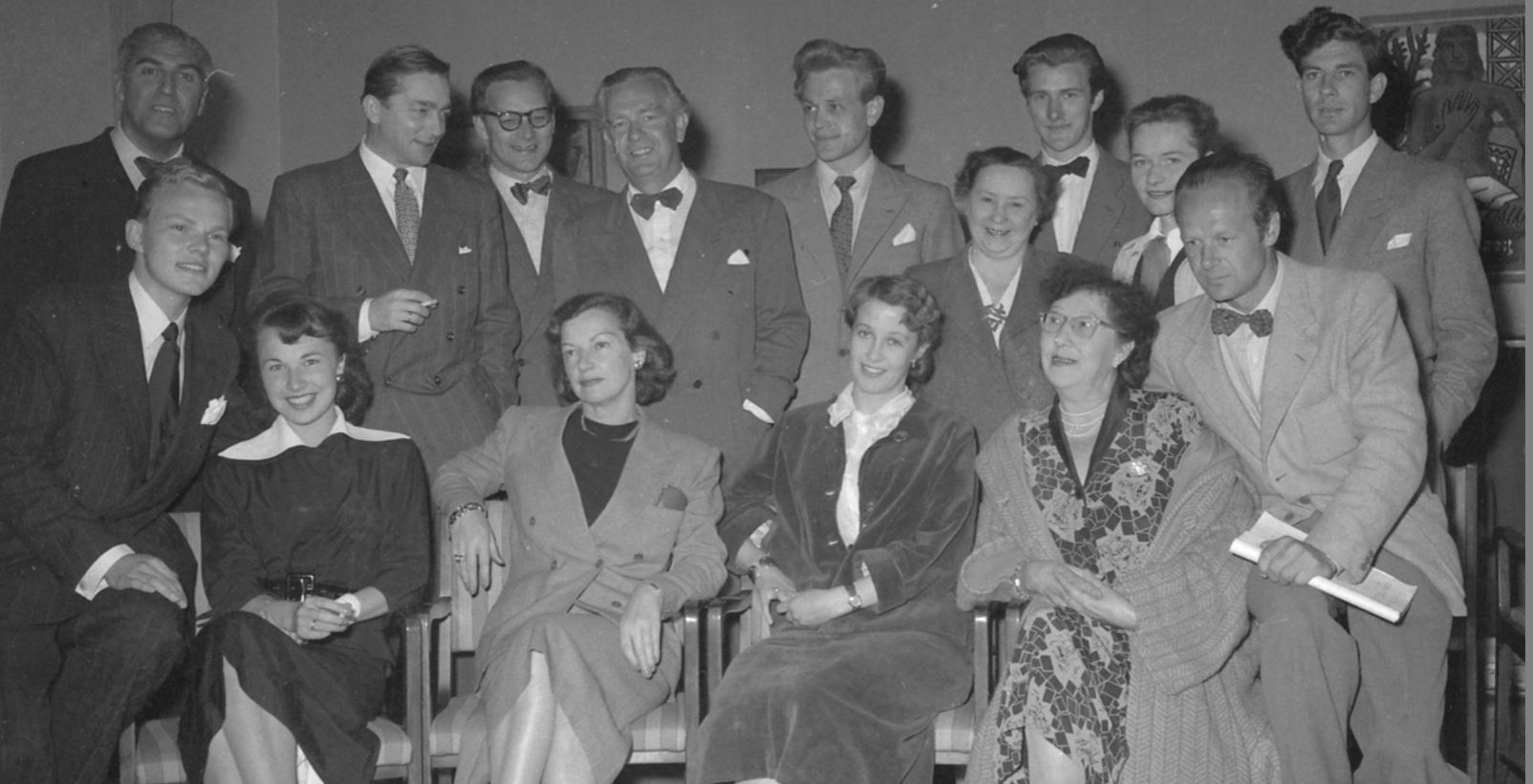 kuespillere ved Trøndelag teater høsten 1952 hefte nr 4 fv bak