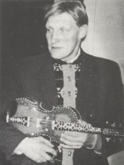 Jørgen Husemoen einaste aktive spelemann i Nes Først publisert i Hallingdølen&nbsp;1940.
